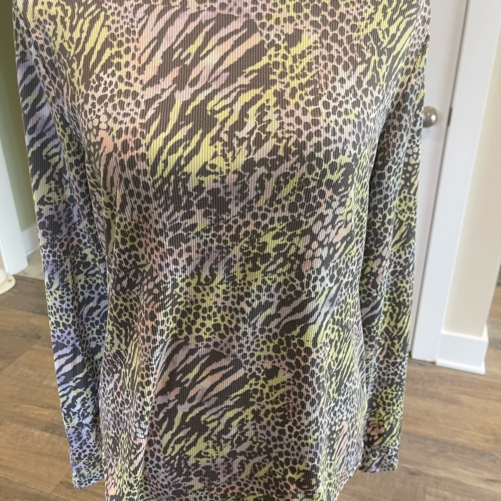 No Boundaries Multicolor Animal Print Long Sleeve Top